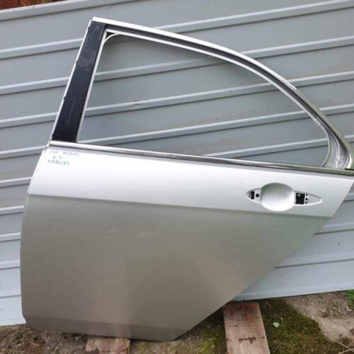 Honda Accord 7gen Bontott Ajtó CN1